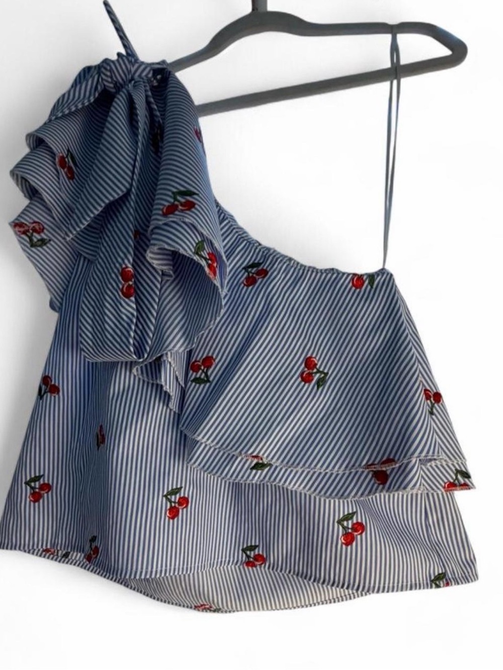 Buffalo David Bitton Blue and Red One-Shoulder Ruffle Cherry Camisole